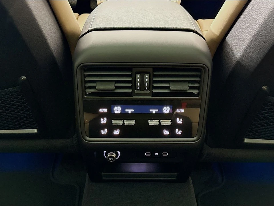 2026 Porsche 9Y0/9Y3 Cayenne Coupe - Image 29 of 31