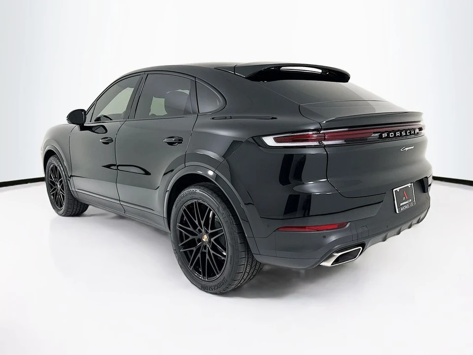 2026 Porsche 9Y0/9Y3 Cayenne Coupe - Image 3 of 31