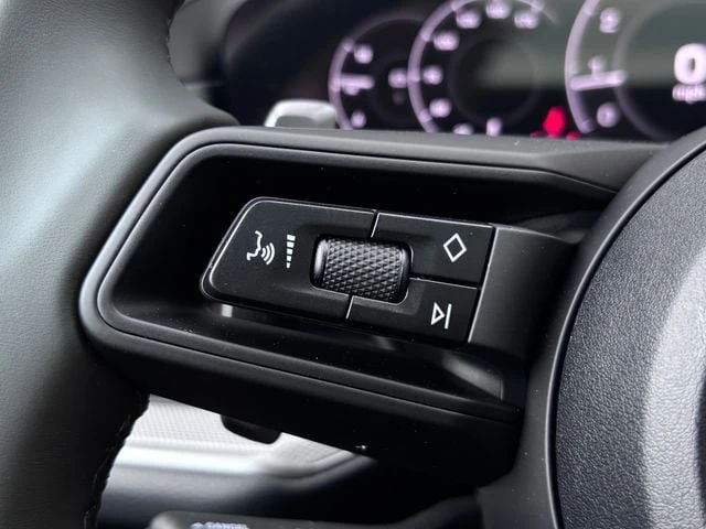 2026 Porsche 9Y0/9Y3 Cayenne Coupe - Image 16 of 31