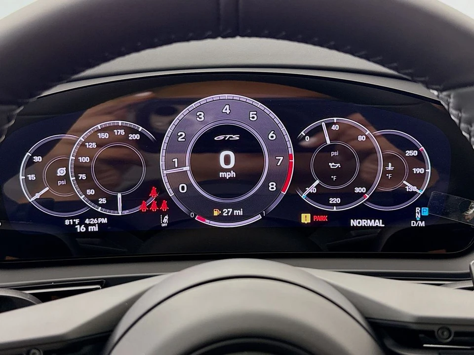 2026 Porsche 9Y0/9Y3 Cayenne Coupe - Image 17 of 31