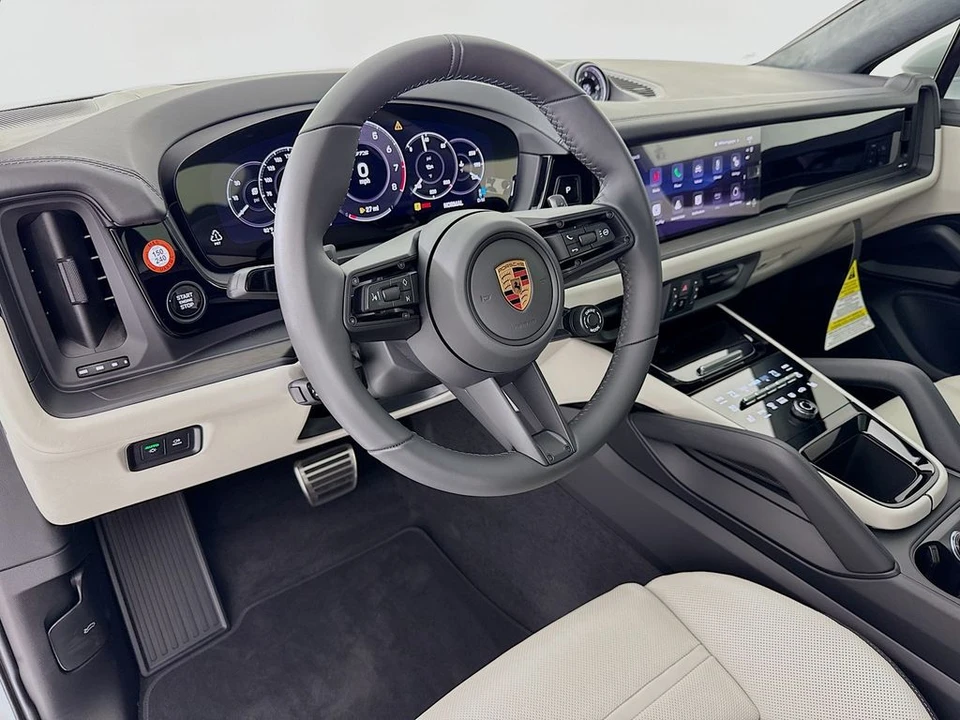 2026 Porsche 9Y0/9Y3 Cayenne Coupe - Image 4 of 31