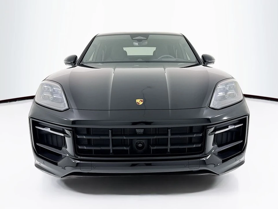 2026 Porsche 9Y0/9Y3 Cayenne Coupe - Image 6 of 31