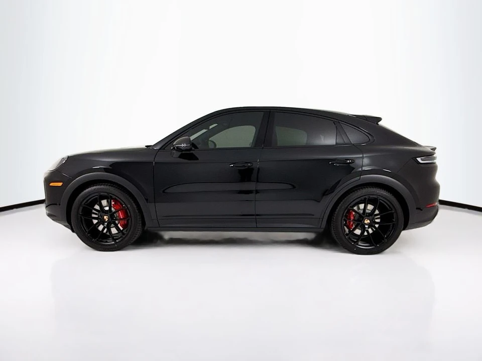 2026 Porsche 9Y0/9Y3 Cayenne Coupe - Image 2 of 31