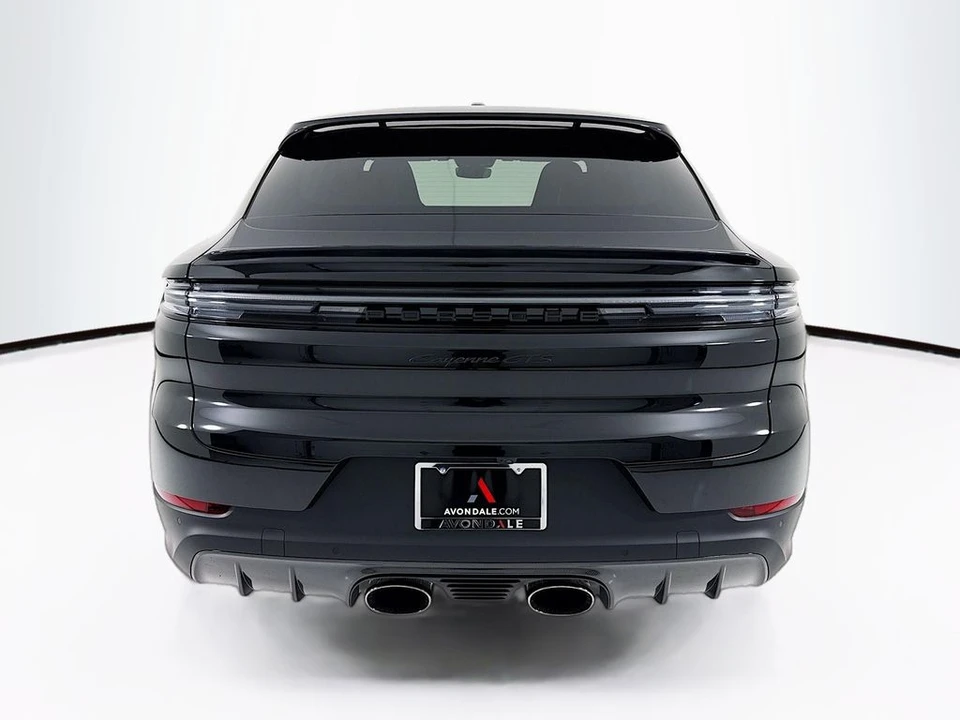 2026 Porsche 9Y0/9Y3 Cayenne Coupe - Image 10 of 31