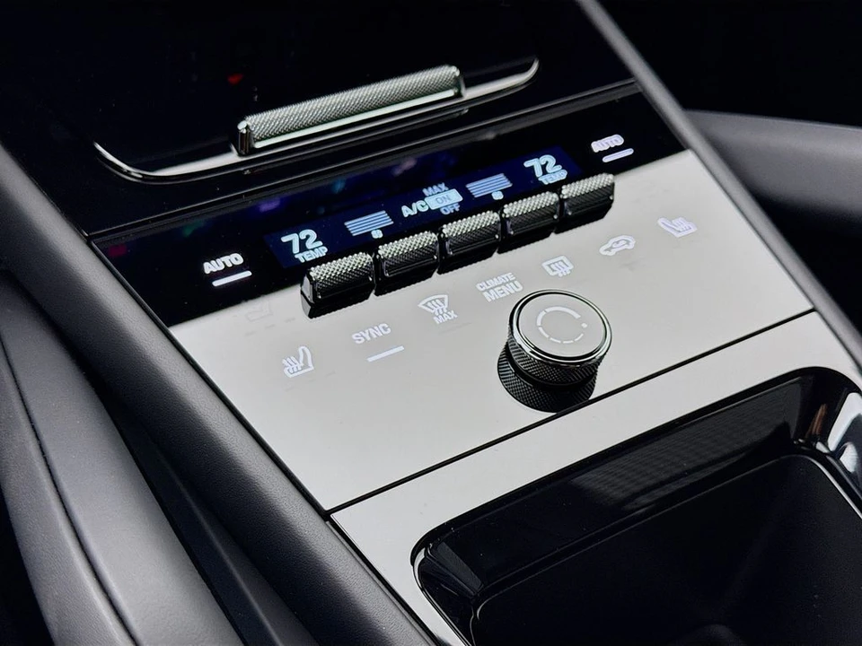 2026 Porsche 9Y0/9Y3 Cayenne Coupe - Image 22 of 31