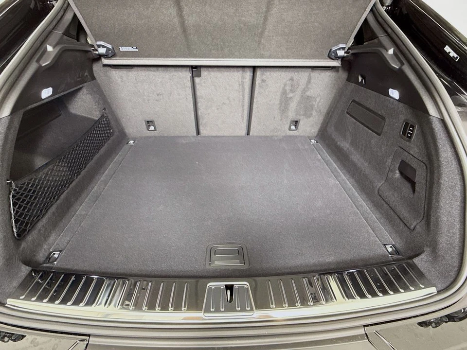2026 Porsche 9Y0/9Y3 Cayenne Coupe - Image 27 of 31