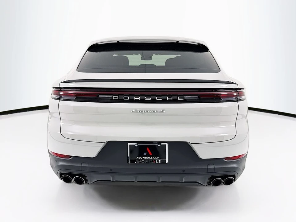 2026 Porsche 9Y0/9Y3 Cayenne Coupe - Image 10 of 31