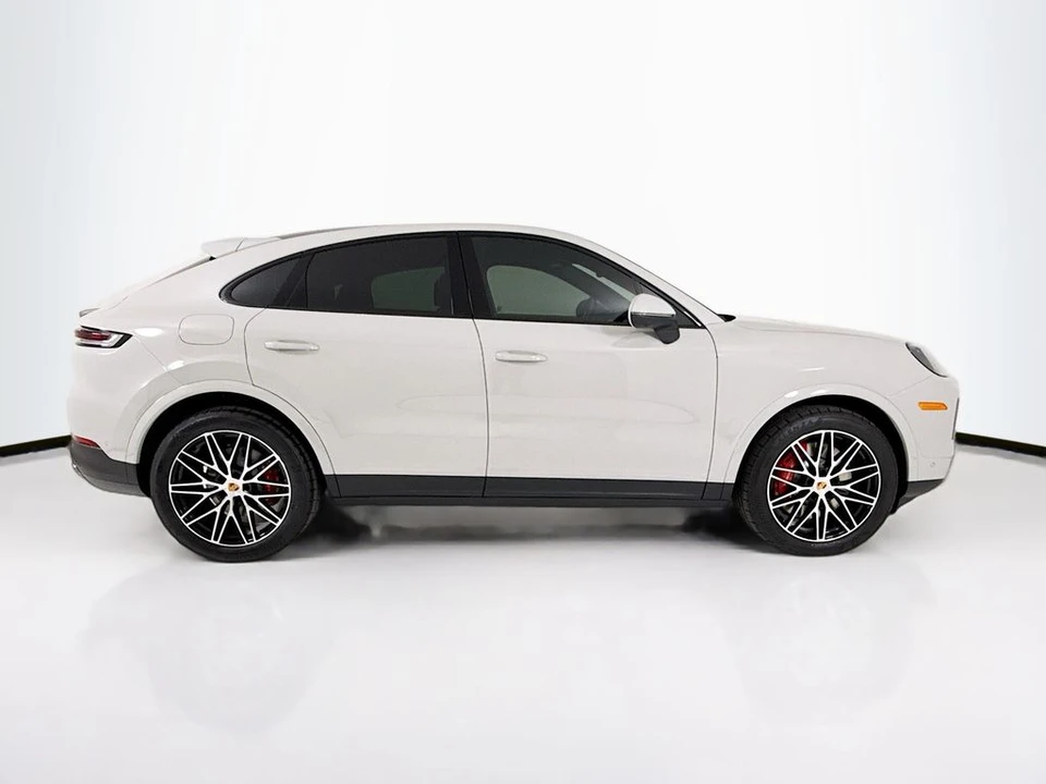 2026 Porsche 9Y0/9Y3 Cayenne Coupe - Image 8 of 31