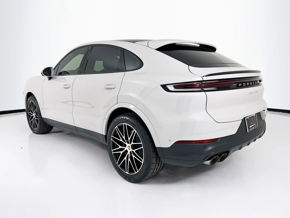 2026 Porsche 9Y0/9Y3 Cayenne Coupe - Image 3 of 31