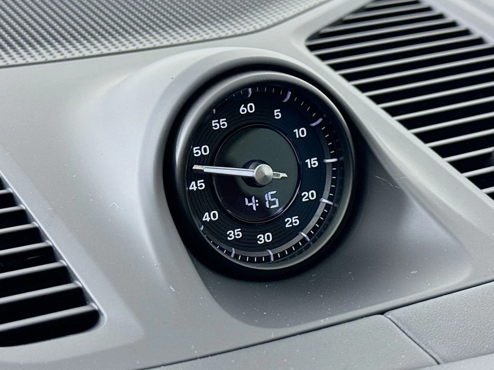 2026 Porsche 9Y0/9Y3 Cayenne Coupe - Image 17 of 31