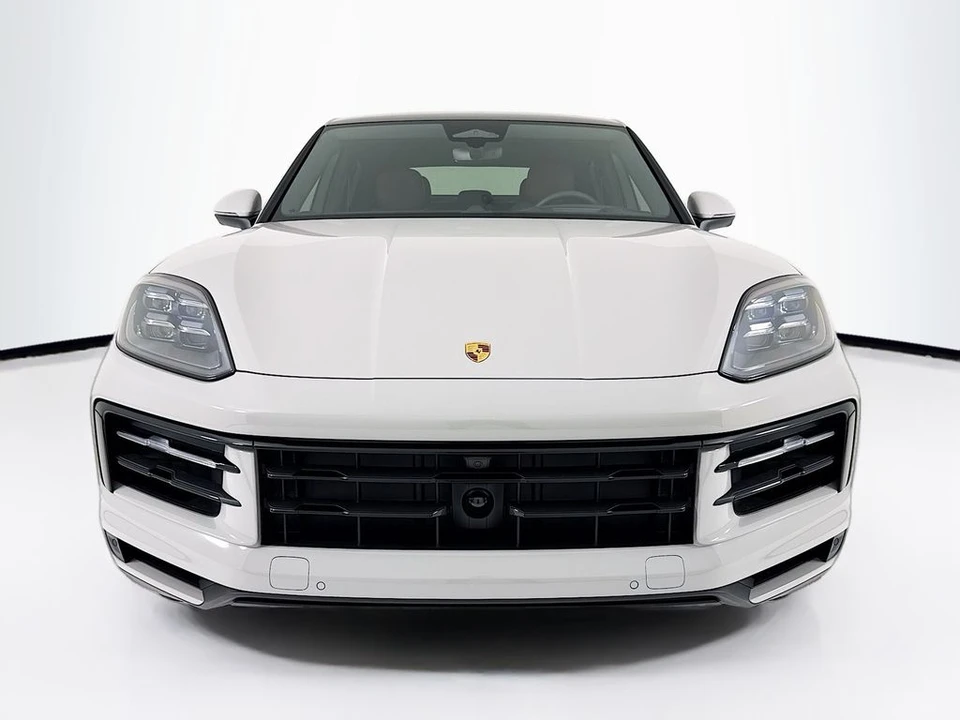 2026 Porsche 9Y0/9Y3 Cayenne Coupe - Image 6 of 31