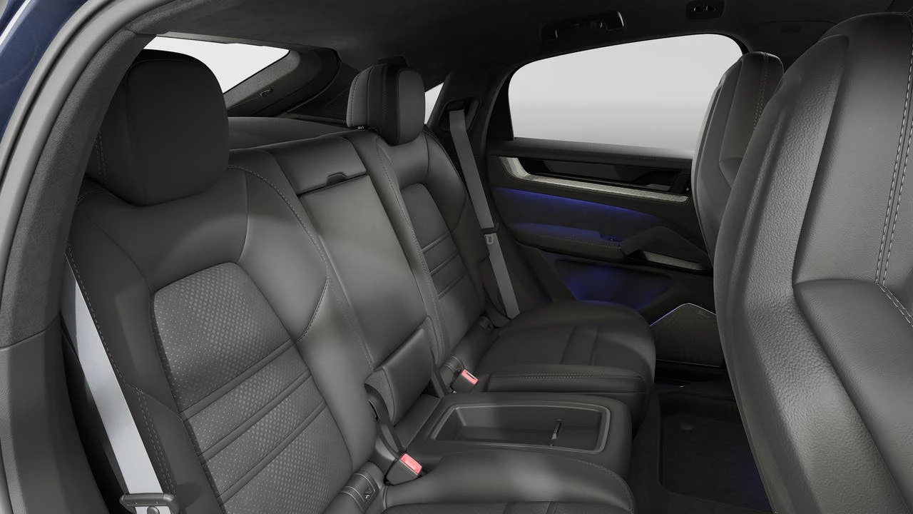 2026 Porsche 9Y0/9Y3 Cayenne Turbo GT - Image 13 of 14