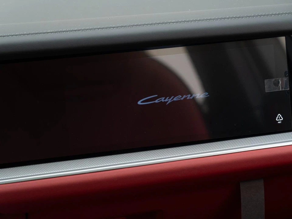 2026 Porsche 9Y0/9Y3 Cayenne Coupe - Image 30 of 31