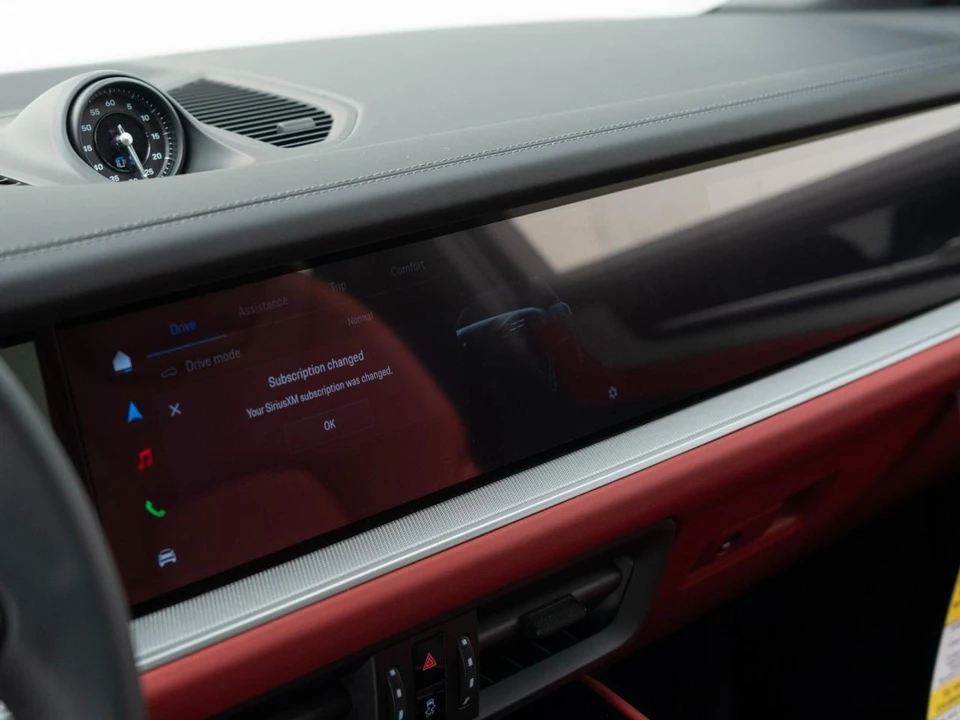2026 Porsche 9Y0/9Y3 Cayenne Coupe - Image 25 of 31