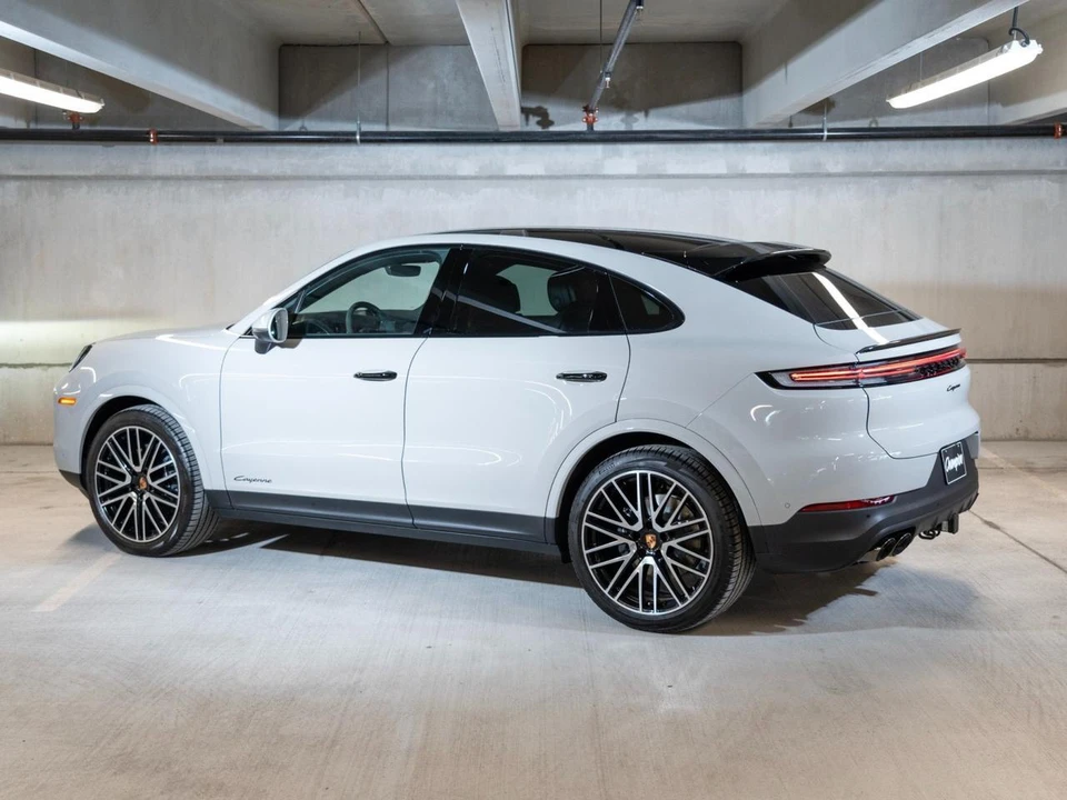 2026 Porsche 9Y0/9Y3 Cayenne Coupe - Image 3 of 28