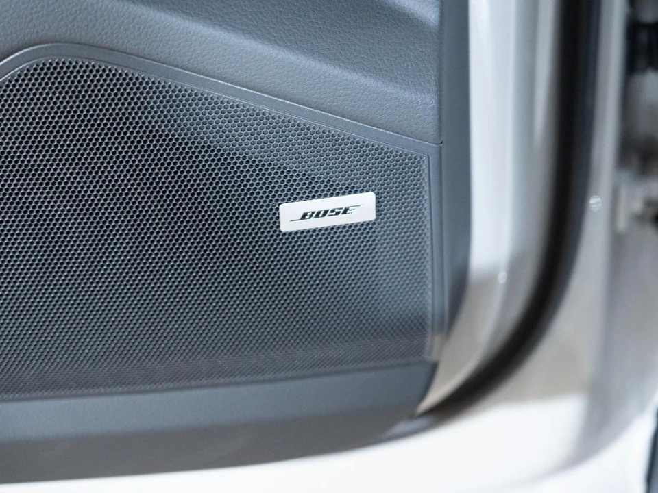 2026 Porsche 9Y0/9Y3 Cayenne Coupe - Image 18 of 28