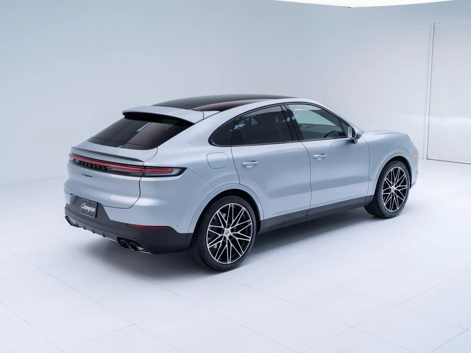 2026 Porsche 9Y0/9Y3 Cayenne Coupe - Image 9 of 31