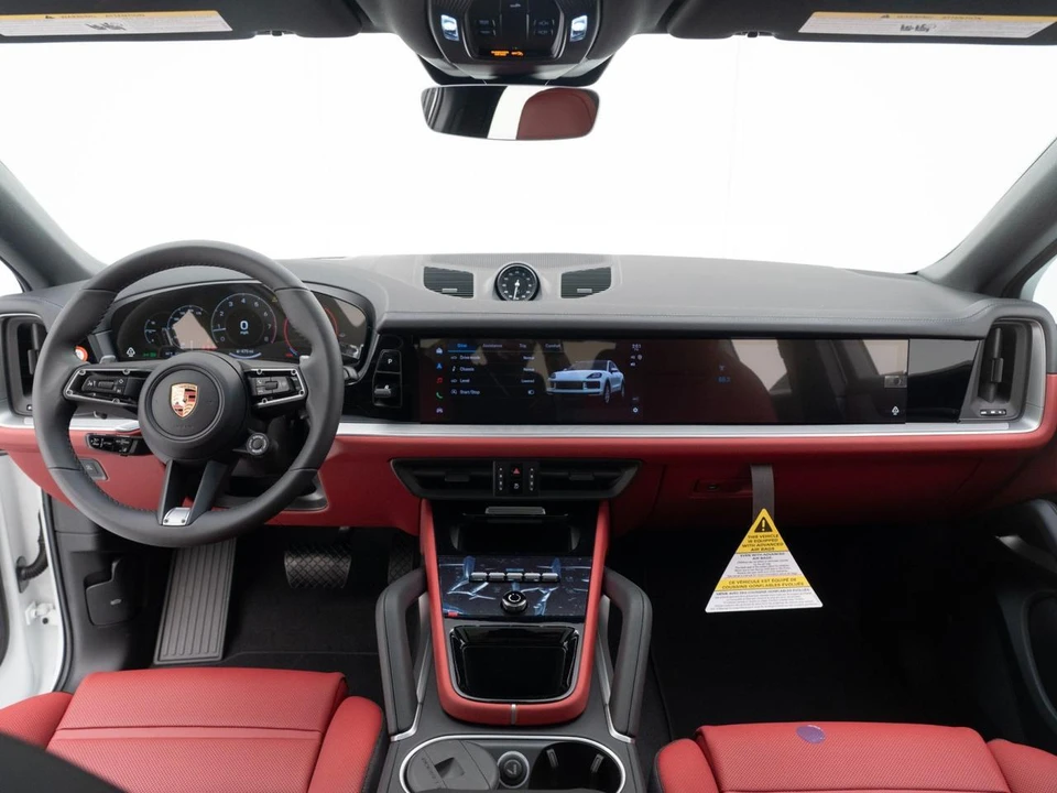 2026 Porsche 9Y0/9Y3 Cayenne Coupe - Image 18 of 31