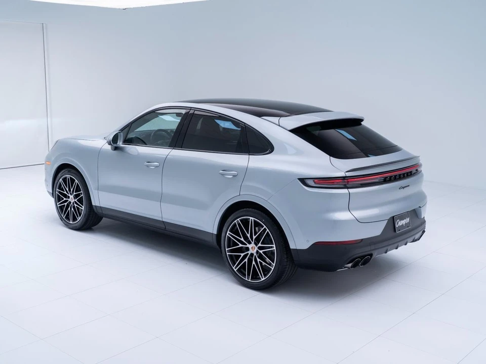 2026 Porsche 9Y0/9Y3 Cayenne Coupe - Image 3 of 31