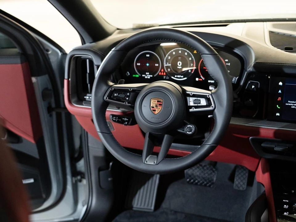 2026 Porsche 9Y0/9Y3 Cayenne Coupe - Image 27 of 29