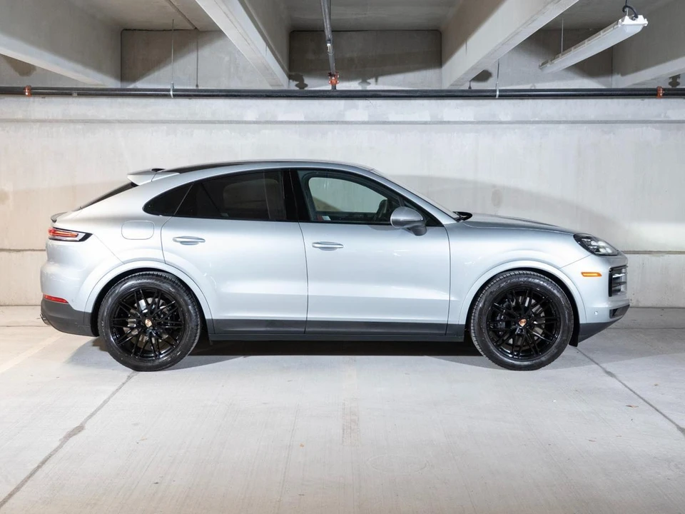 2026 Porsche 9Y0/9Y3 Cayenne Coupe - Image 8 of 29