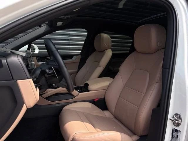 2026 Porsche 9Y0/9Y3 Cayenne Coupe - Image 5 of 5