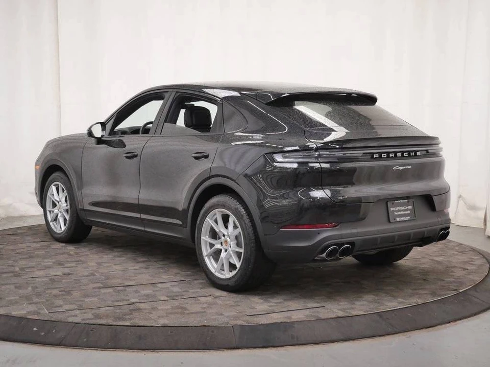 2026 Porsche 9Y0/9Y3 Cayenne Coupe - Image 3 of 5