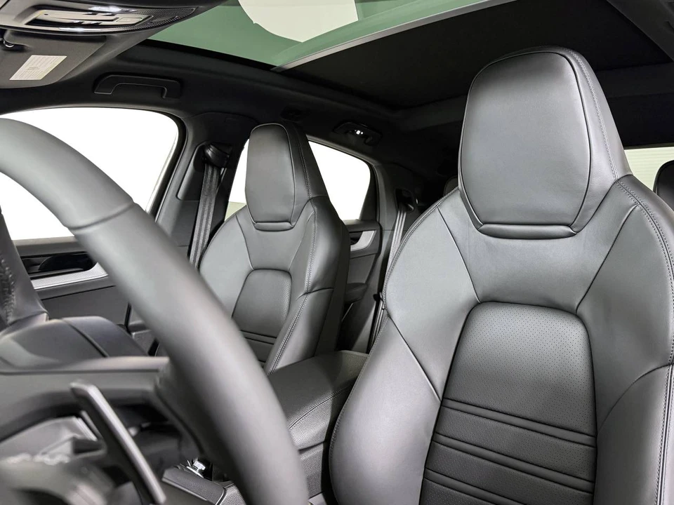 2026 Porsche 9Y0/9Y3 Cayenne Coupe - Image 5 of 5