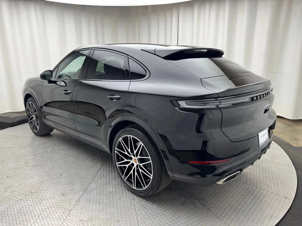 2026 Porsche 9Y0/9Y3 Cayenne - Image 19 of 21