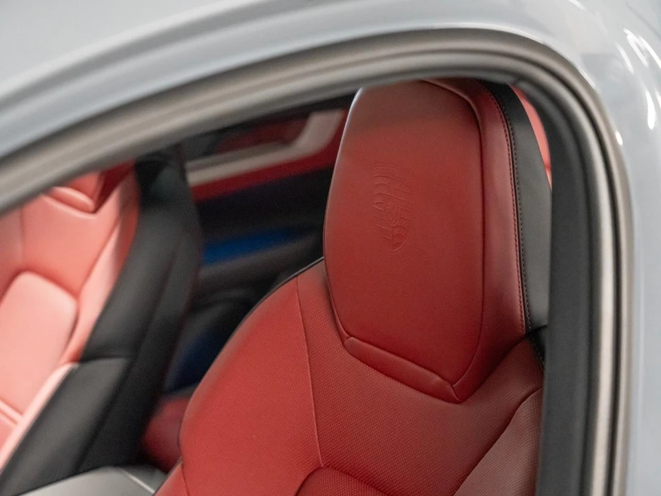 2026 Porsche 9Y0/9Y3 Cayenne Coupe - Image 25 of 29