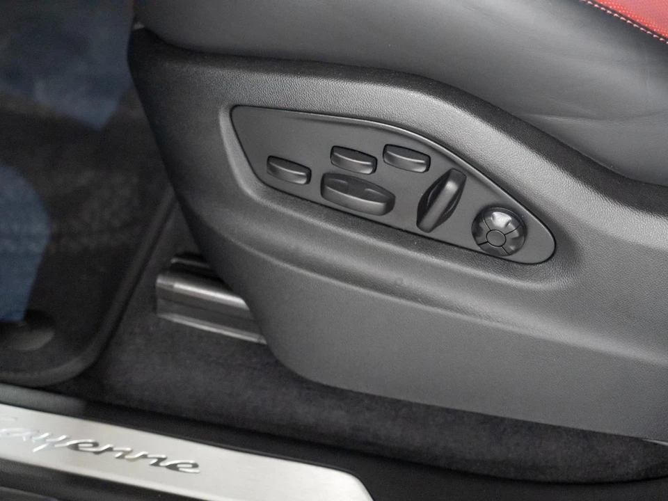 2026 Porsche 9Y0/9Y3 Cayenne Coupe - Image 13 of 29