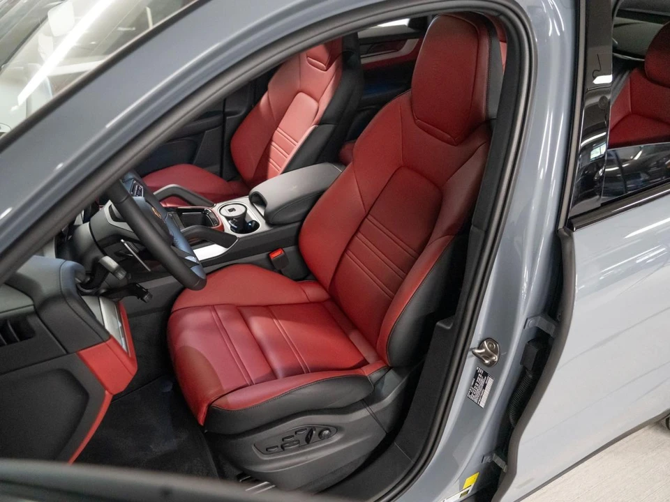 2026 Porsche 9Y0/9Y3 Cayenne Coupe - Image 5 of 29