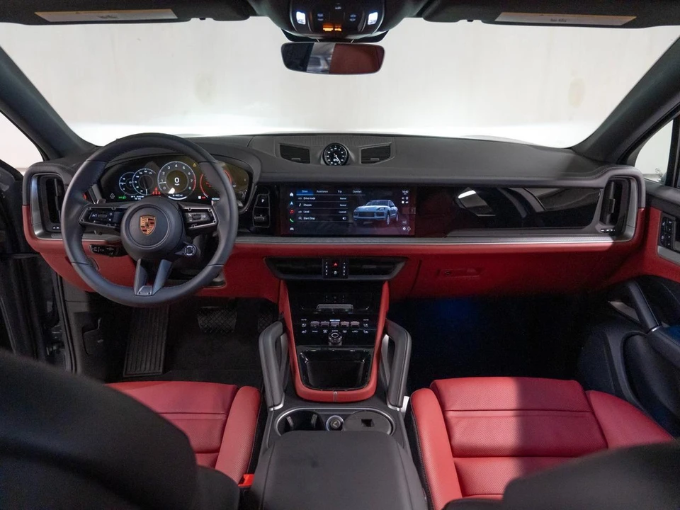 2026 Porsche 9Y0/9Y3 Cayenne Coupe - Image 26 of 29