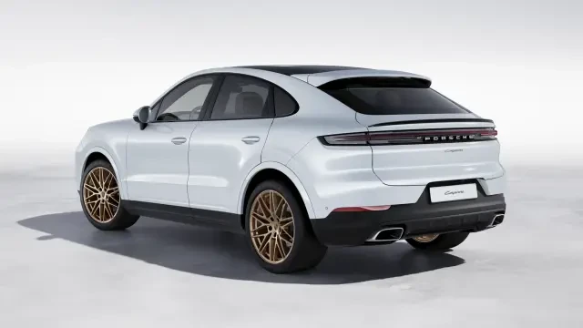 2026 Porsche 9Y0/9Y3 Cayenne - Image 22 of 31