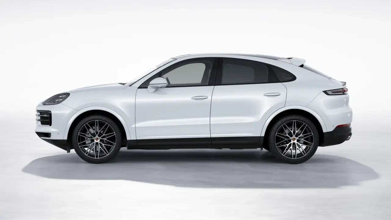 2026 Porsche 9Y0/9Y3 Cayenne - Image 16 of 31