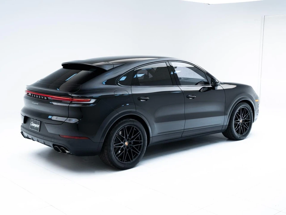 2026 Porsche 9Y0/9Y3 Cayenne Coupe - Image 9 of 31