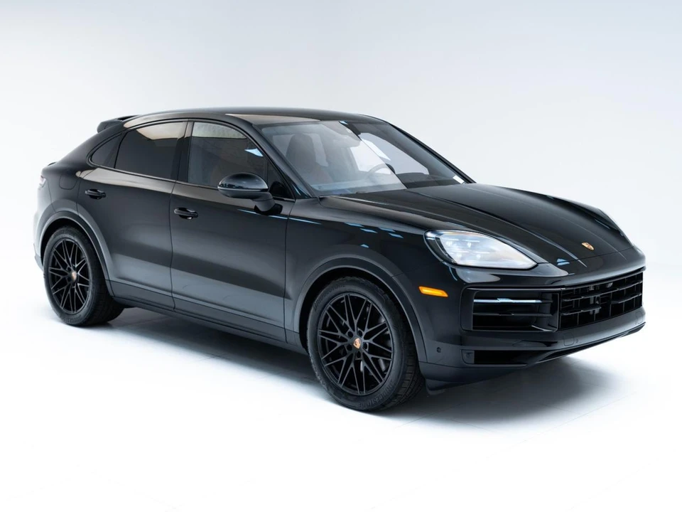 2026 Porsche 9Y0/9Y3 Cayenne Coupe - Image 7 of 31