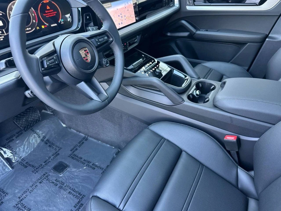 2026 Porsche 9Y0/9Y3 Cayenne Coupe - Image 4 of 4