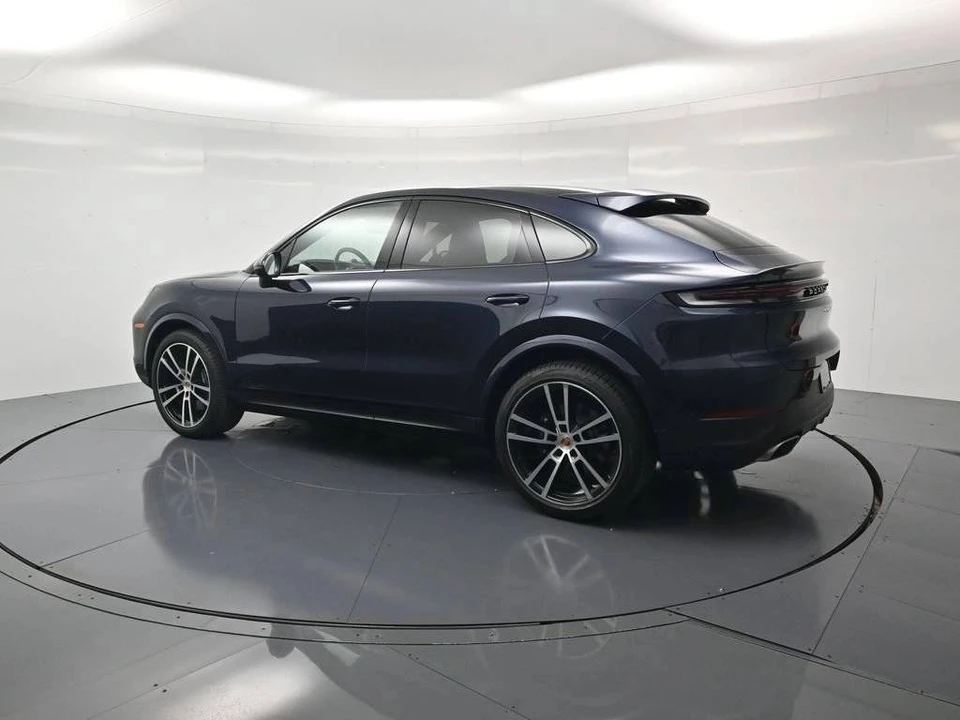 2026 Porsche 9Y0/9Y3 Cayenne Coupe - Image 3 of 4
