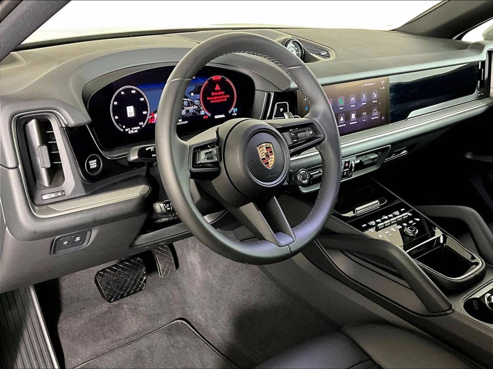 2026 Porsche 9Y0/9Y3 Cayenne Coupe - Image 4 of 5