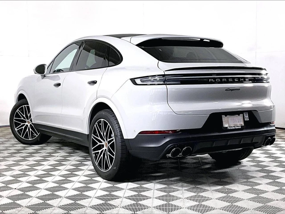 2026 Porsche 9Y0/9Y3 Cayenne Coupe - Image 3 of 5