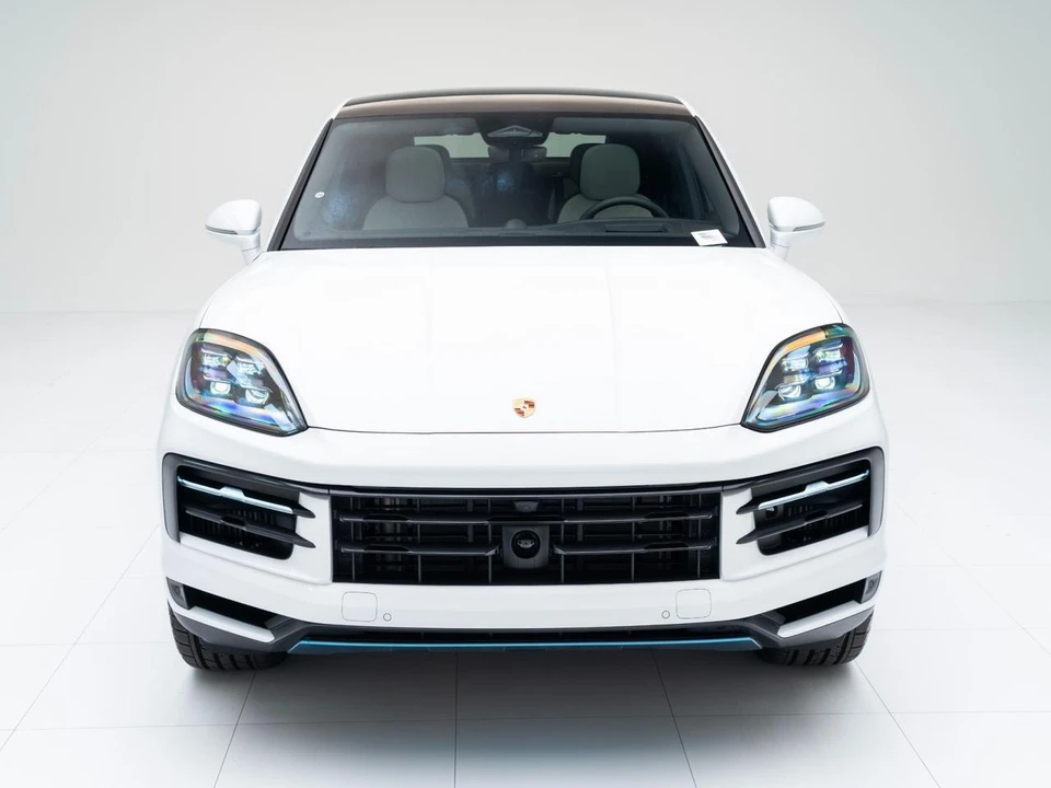 2026 Porsche 9Y0/9Y3 Cayenne Coupe - Image 6 of 31