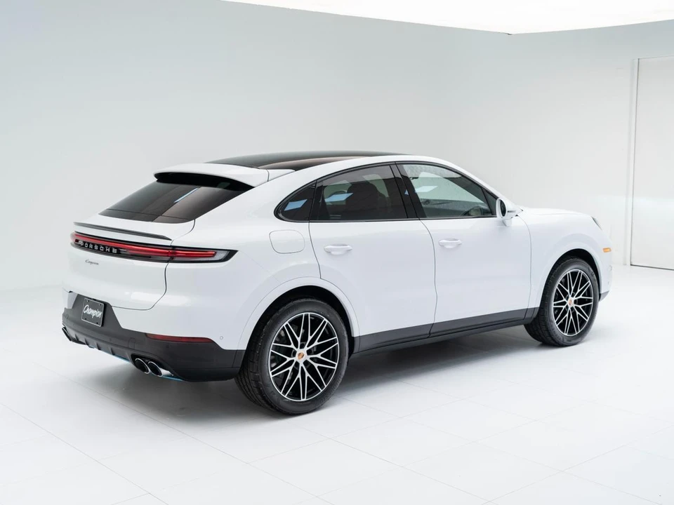 2026 Porsche 9Y0/9Y3 Cayenne Coupe - Image 9 of 31