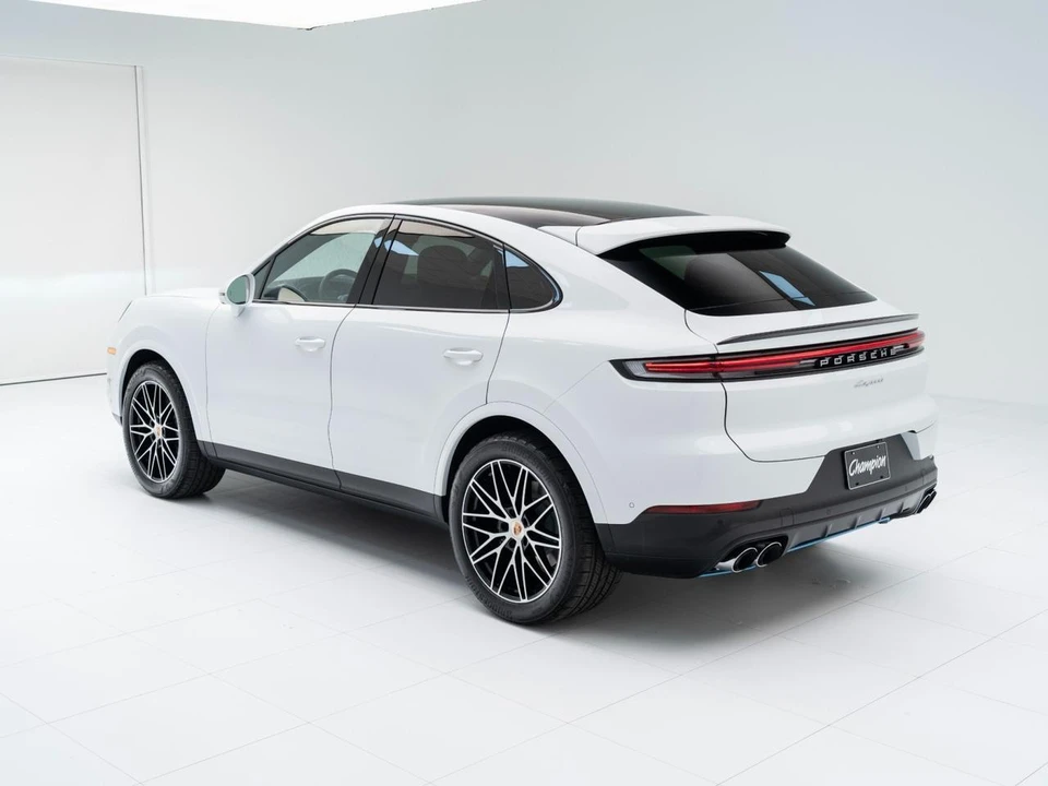 2026 Porsche 9Y0/9Y3 Cayenne Coupe - Image 3 of 31