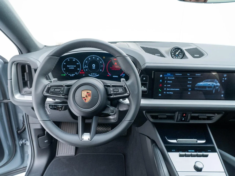 2026 Porsche Cayenne - Image 31 of 31