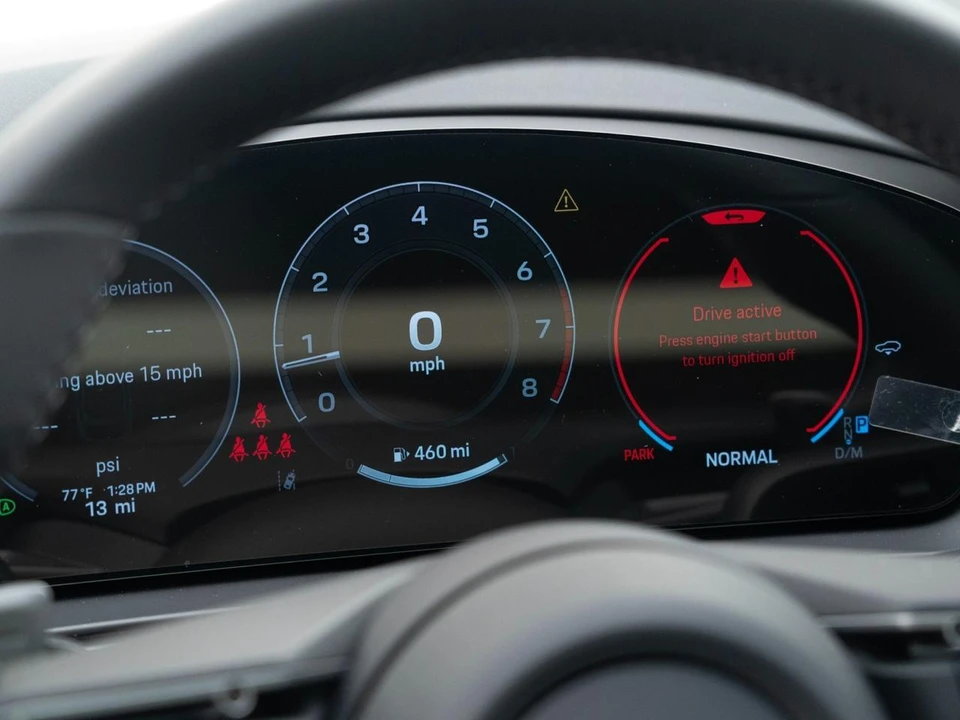 2026 Porsche 9Y0/9Y3 Cayenne Coupe - Image 24 of 31