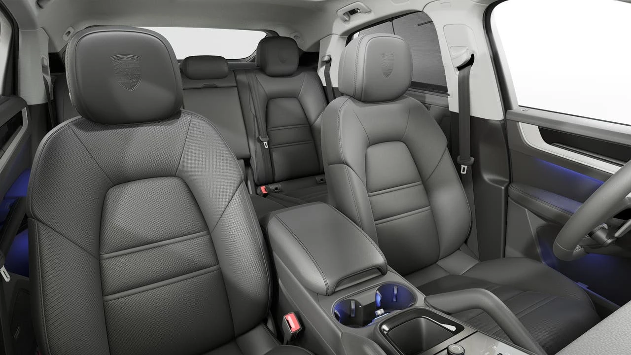 2026 Porsche Cayenne - Image 12 of 14