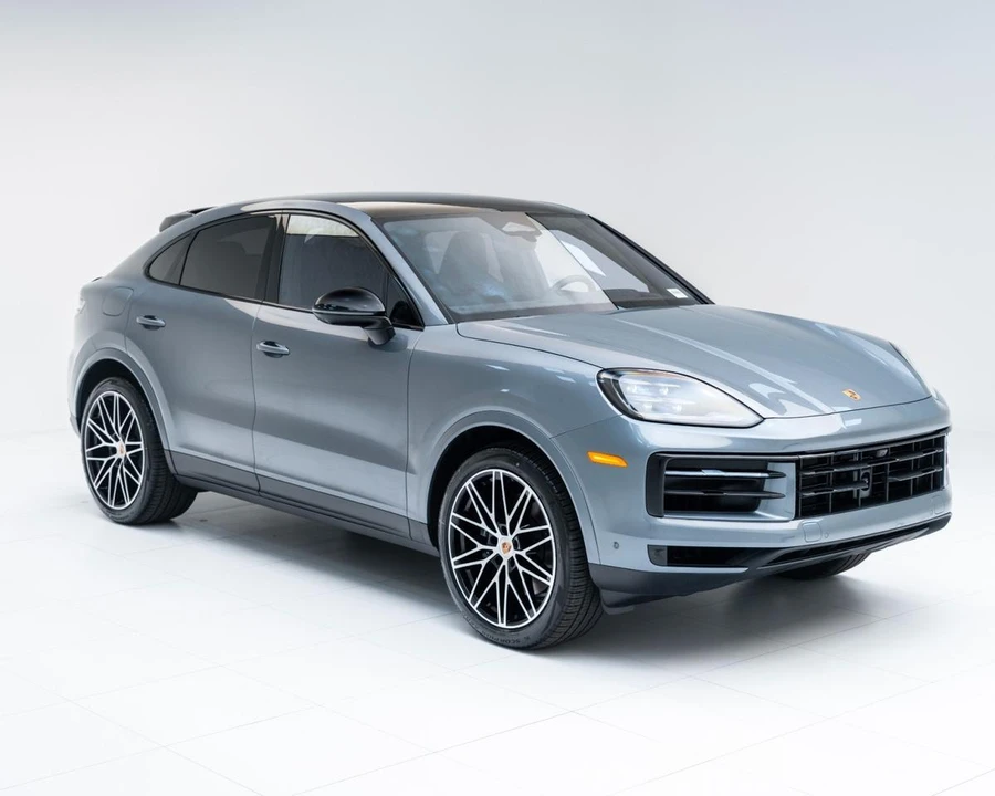 2026 Porsche 9Y0/9Y3 Cayenne Coupe - Image 7 of 31