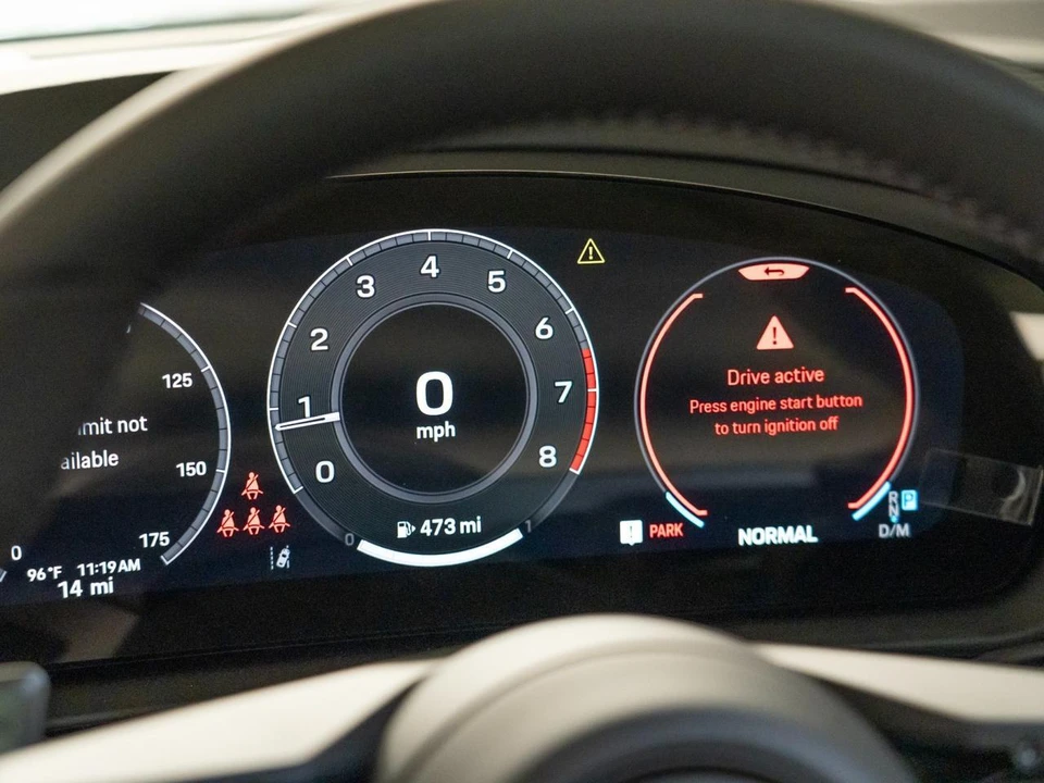 2026 Porsche 9Y0/9Y3 Cayenne Coupe - Image 15 of 28