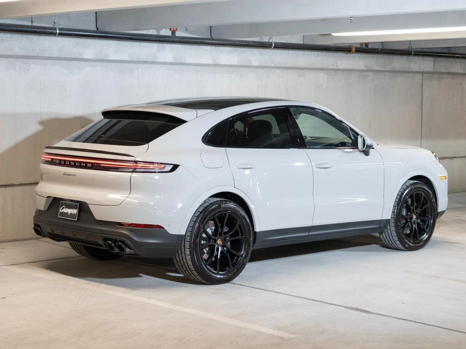 2026 Porsche 9Y0/9Y3 Cayenne Coupe - Image 9 of 29